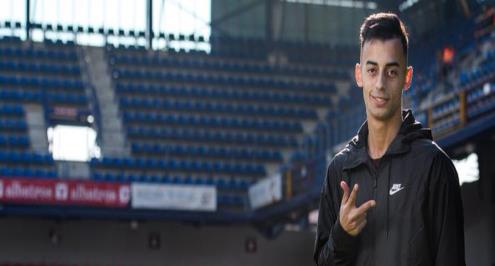  بعد انتقاله للدوري التشيكي .. الأهلي: أحمد "خان" النادي.. وفشلنا في الابقاء عليه